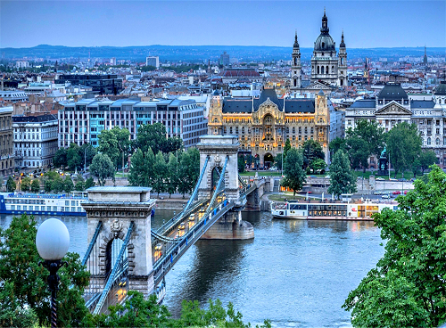 Budapesta pentru 4 zile la doar 63 euro (hotel+avion)