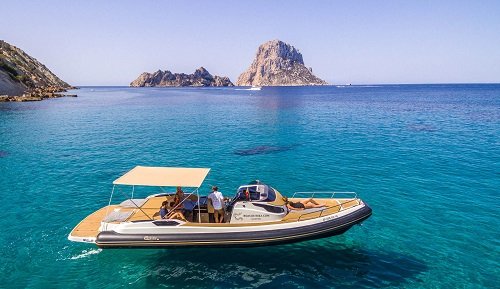 Ibiza la 198 euro/p (hotelul+avion)
