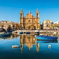 MALTA: Cu trei coroane, una peste alta