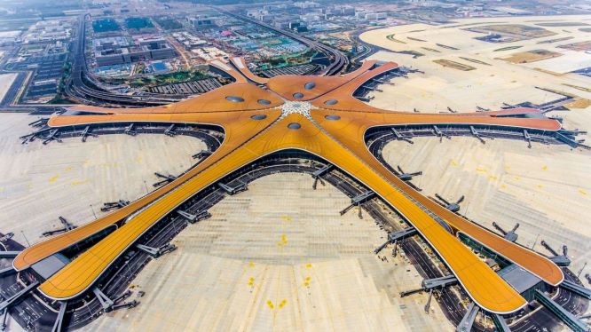Beijing a construit cel mai mare aeroport din lume