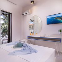 AVENTURI ÎN GRECIA, LÂNGĂ MUNTELE ATHOS