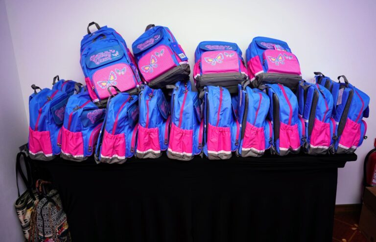 Corteva Agriscience a donat rechizite școlare pentru copiii defavorizați din mediul rural